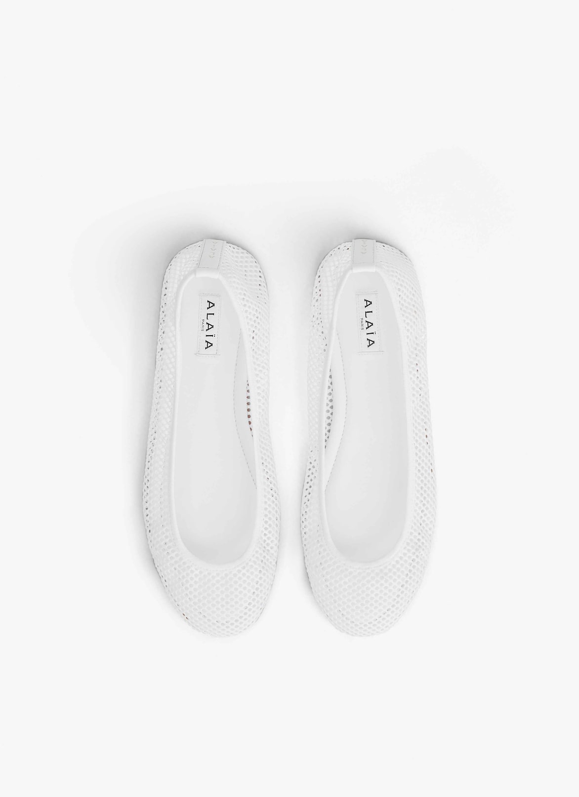 LOW VAMP BALLET FLATS IN FISHNET ALAÏA WHITE LOW VAMP BALLET FLATS IN FISHNET